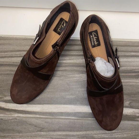 New! Clarks™ Artisan 82792 Collection Mid-Boot - Picture 6 of 13